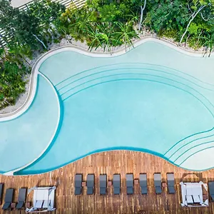 ophelia-tulum-hotel.quintano-roohotels.com/